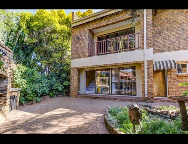 4 BEDROOM HOUSE FOR SALE IN SUNWARD PARK